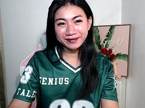 Snapshot of Tsirish_blairxx chatting on October 26, 2025, 10:32 am Tsirish blairxx online show from October 26, 2025, 10:32 am