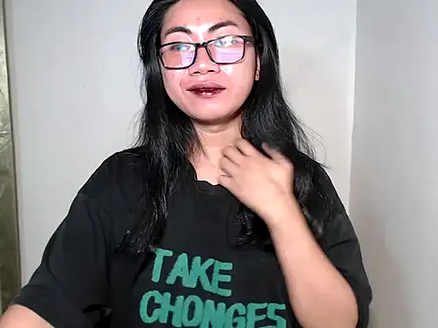 Snapshot of Tsirish_blairxx chatting on November 8, 2025, 10:08 pm Tsirish blairxx online show from November 8, 2025, 10:08 pm