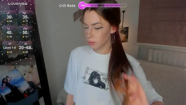 Snapshot of BlissShade chatting on November 30, 2025, 4:55 pm BlissShade online show from November 30, 2025, 4:55 pm