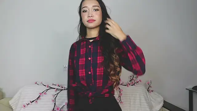 SelinaLukas online show from October 18, 2025, 4:08 pm