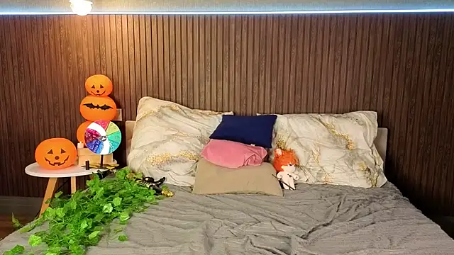 Snapshot of kitsun_ne chatting on November 4, 2025, 8:30 pm kitsun ne online show from November 4, 2025, 8:30 pm