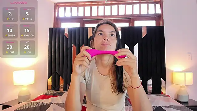 Snapshot of Sofy_and_Mia chatting on October 25, 2025, 12:45 pm Sofy and Mia online show from October 25, 2025, 12:45 pm