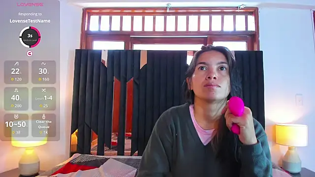 Snapshot of Sofy_and_Mia chatting on November 3, 2025, 12:39 pm Sofy and Mia online show from November 3, 2025, 12:39 pm