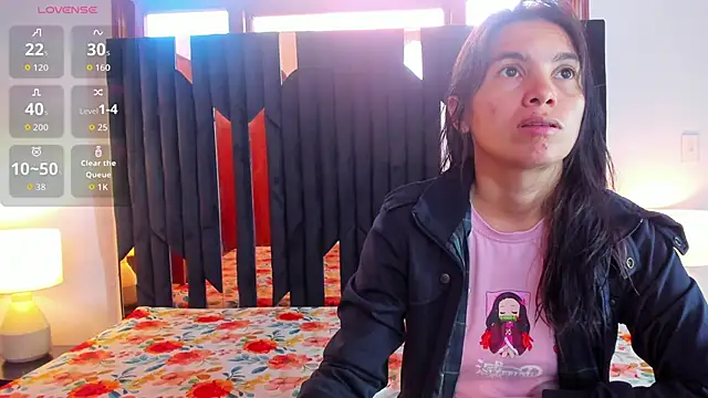 Snapshot of Sofy_and_Mia chatting on November 21, 2025, 12:37 pm Sofy and Mia online show from November 21, 2025, 12:37 pm