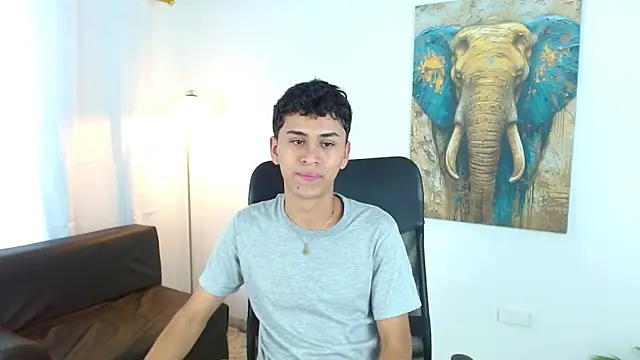 Snapshot of Alancum7 chatting on November 15, 2025, 8:05 pm Alancum7 online show from November 15, 2025, 8:05 pm