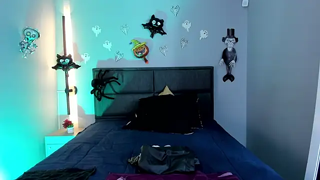 Snapshot of rose_more__ chatting on October 22, 2025, 12:49 pm rose more online show from October 22, 2025, 12:49 pm