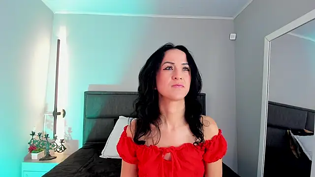 Snapshot of rose_more__ chatting on November 3, 2025, 11:33 am rose more online show from November 3, 2025, 11:33 am