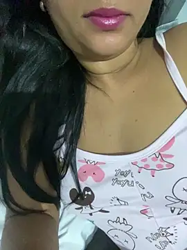 Brunamorenago online show from May 27, 2026, 8:55 am