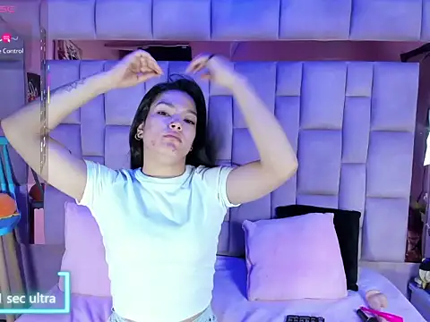 Gisell Squirt  online show from January 8, 2026, 12:07 pm