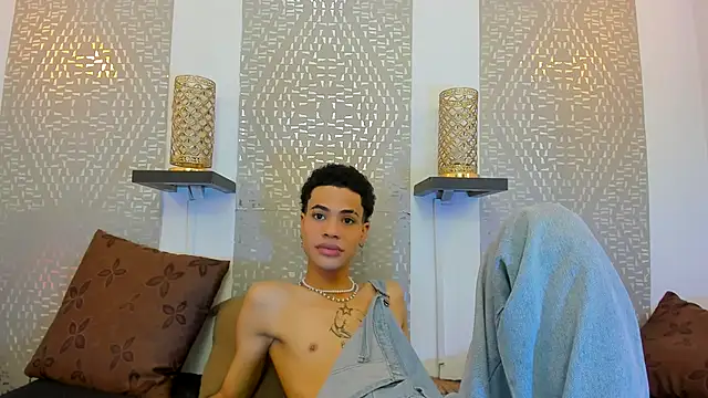 JacobBlackwell  online show from October 20, 2025, 7:58 pm