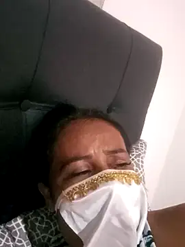 Snapshot of AdharaArabic chatting on December 5, 2025, 2:42 am AdharaArabic online show from December 5, 2025, 2:42 am