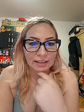 Snapshot of vivonivo chatting on November 17, 2025, 3:07 pm vivonivo online show from November 17, 2025, 3:07 pm