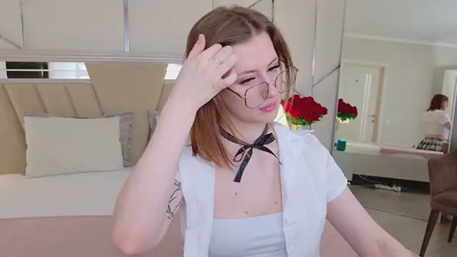 Snapshot of JessiJull chatting on March 3, 2026, 5:19 pm JessiJull online show from March 3, 2026, 5:19 pm