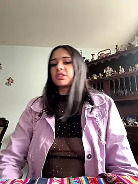 Snapshot of Katherin_dimi chatting on October 6, 2025, 7:44 pm Katherin dimi online show from October 6, 2025, 7:44 pm