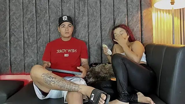 Snapshot of dante_and_kiara chatting on November 8, 2025, 1:22 pm dante and kiara online show from November 8, 2025, 1:22 pm