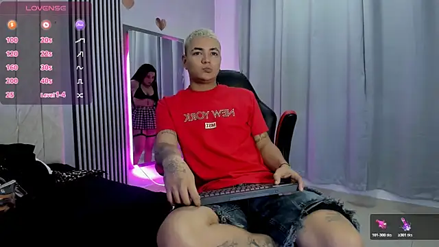 Snapshot of dante_and_kiara chatting on November 30, 2025, 9:19 pm dante and kiara online show from November 30, 2025, 9:19 pm