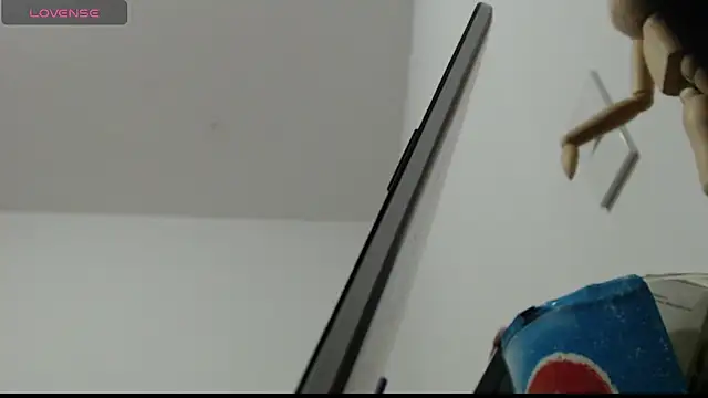 CarlaLorez online show from July 5, 2026, 1:34 am