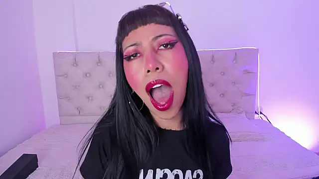 Snapshot of Nina_fox_0691 chatting on February 8, 2026, 2:53 pm Nina fox 0691 online show from February 8, 2026, 2:53 pm