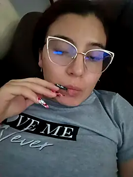 allison mc online show from November 10, 2025, 8:19 pm