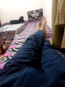 latarak321 online show from November 23, 2025, 6:52 pm