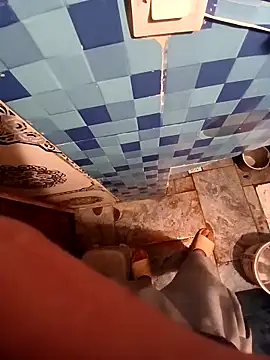 latarak321 online show from January 15, 2026, 6:11 pm