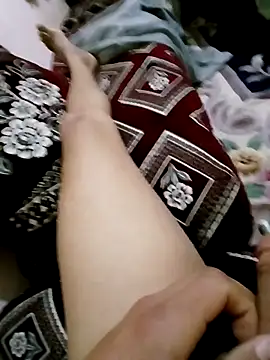 latarak321 online show from February 5, 2026, 7:24 am