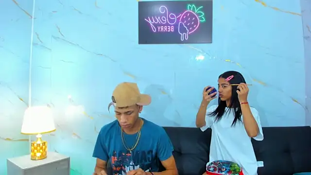 Little nicoll online show from March 22, 2026, 1:31 am