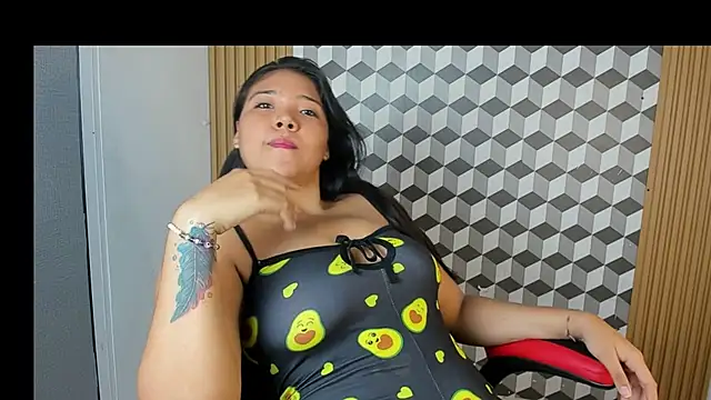 Snapshot of florence_indian chatting on October 7, 2025, 9:34 pm florence indian online show from October 7, 2025, 9:34 pm