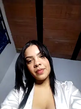 Snapshot of carolina_mary chatting on November 7, 2025, 12:21 am carolina mary online show from November 7, 2025, 12:21 am