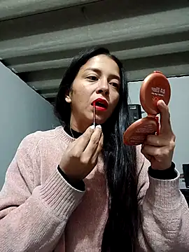 Eloisa smith online show from November 13, 2025, 4:11 am