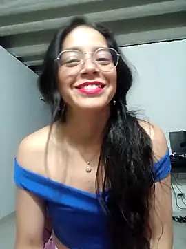 Eloisa smith online show from December 1, 2025, 4:50 am