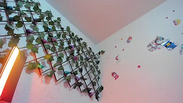 Snapshot of Lilith_salvatoree chatting on October 30, 2025, 1:45 pm Lilith salvatoree online show from October 30, 2025, 1:45 pm