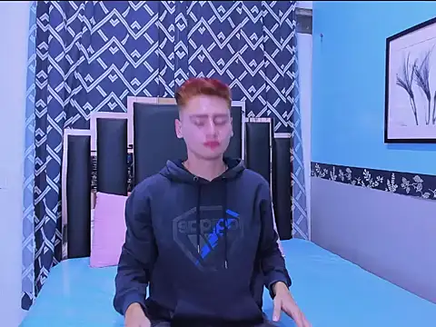 Alex Millerss online show from October 30, 2025, 10:54 pm