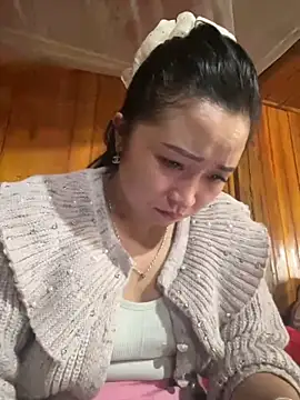 miemie-xx online show from November 8, 2025, 2:23 am