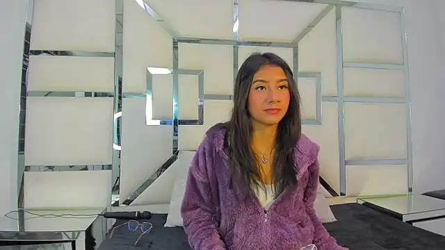 Mia clark18 online show from October 10, 2025, 3:38 am