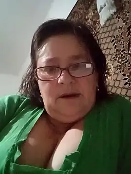 Snapshot of MilaCold5443 chatting on February 4, 2026, 5:46 am MilaCold5443 online show from February 4, 2026, 5:46 am