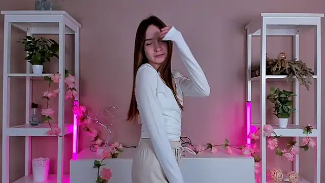 Snapshot of LittleCutieSandy chatting on October 9, 2025, 3:15 am LittleCutieSandy online show from October 9, 2025, 3:15 am