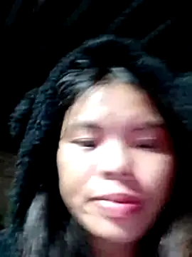 hello-cute online show from November 3, 2025, 11:48 pm