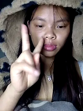 hello-cute online show from November 7, 2025, 4:29 pm