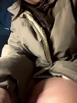 hello-cute online show from January 13, 2026, 12:05 am