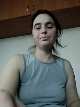 Snapshot of Ella-433 chatting on November 22, 2025, 1:21 pm Ella-433 online show from November 22, 2025, 1:21 pm