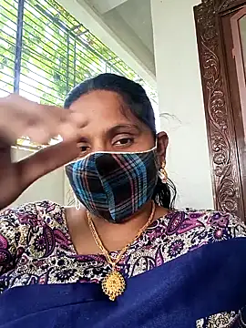 Snapshot of kajal-kajal1 chatting on November 6, 2025, 9:21 am kajal-kajal1 online show from November 6, 2025, 9:21 am