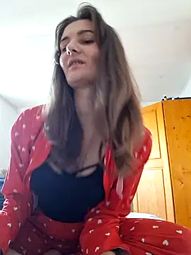 Snapshot of Nika_aa chatting on October 9, 2025, 10:35 am Nika aa online show from October 9, 2025, 10:35 am