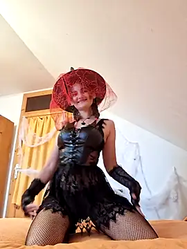 Snapshot of Nika_aa chatting on October 21, 2025, 9:21 am Nika aa online show from October 21, 2025, 9:21 am