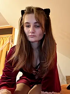 Snapshot of Nika_aa chatting on November 3, 2025, 10:16 am Nika aa online show from November 3, 2025, 10:16 am