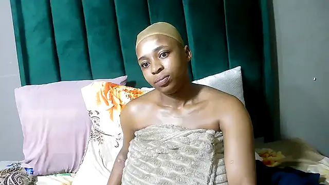 Snapshot of DeliciousBoobsx25 chatting on November 11, 2025, 6:02 am DeliciousBoobsx25 online show from November 11, 2025, 6:02 am