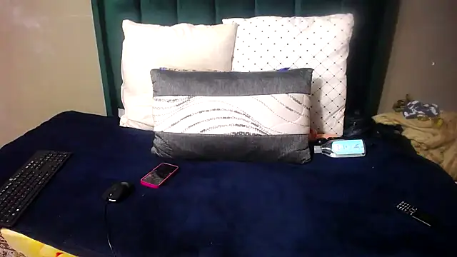 Snapshot of DeliciousBoobsx25 chatting on November 21, 2025, 1:10 pm DeliciousBoobsx25 online show from November 21, 2025, 1:10 pm