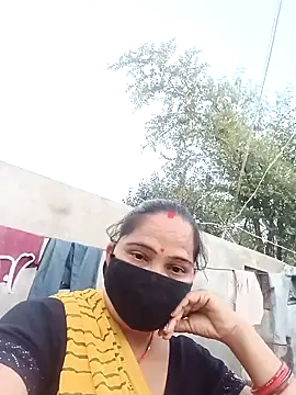 Snapshot of Ut_kanchna chatting on October 11, 2025, 12:26 pm Ut kanchna online show from October 11, 2025, 12:26 pm