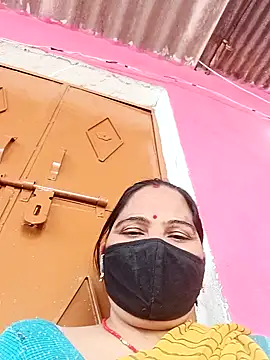 Snapshot of Ut_kanchna chatting on October 24, 2025, 5:26 am Ut kanchna online show from October 24, 2025, 5:26 am