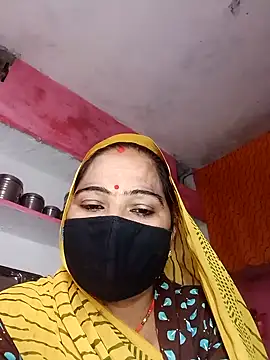 Snapshot of Ut_kanchna chatting on November 17, 2025, 2:12 pm Ut kanchna online show from November 17, 2025, 2:12 pm